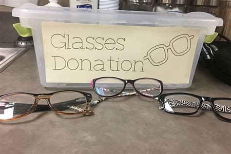 who takes glasses for charity.